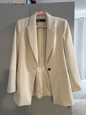 ZARA Ivory Single-Button Tailored Blazer